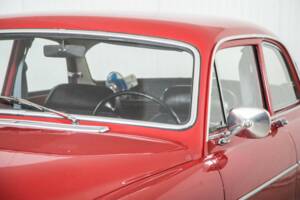 Image 26/50 of Volvo P 123 GT (1968)