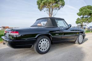 Bild 14/20 von Alfa Romeo 2.0 Spider (1991)