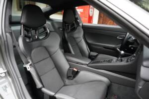Bild 18/21 von Porsche 911 GT3 Touring (2018)