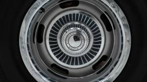 Image 13/15 of Chevrolet Corvette Stingray (1969)