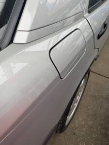 Image 15/32 of Mercedes-Benz 230 E (1987)