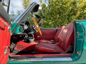 Immagine 16/33 di Alfa Romeo 1600 Duetto (1968)