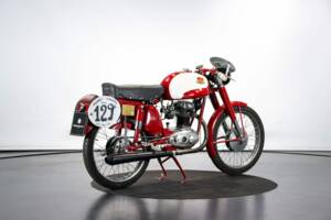 Bild 4/50 von Mondial 175 Turismo Veloce (1956)
