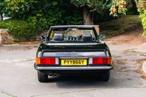 Image 7/30 de Mercedes-Benz 500 SL (1983)
