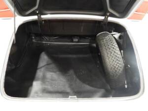 Image 8/15 of Mercedes-Benz 190 SL (1961)