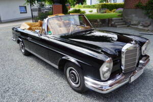 Imagen 20/23 de Mercedes-Benz 280 SE (1968)