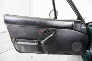 Bild 17/50 von Mazda MX 5 (1995)