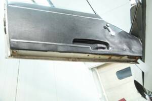 Image 41/47 de Jaguar E-Type (1969)