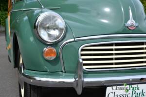 Image 38/50 of Morris Minor 1000 Traveller (1964)