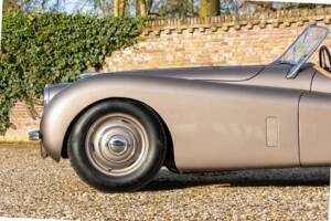 Image 50/50 of Jaguar XK 120 OTS (1952)