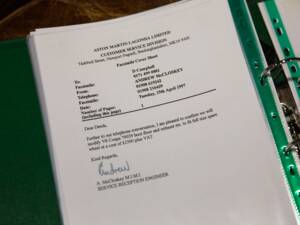 Imagen 55/58 de Aston Martin V8 Coupé (1997)