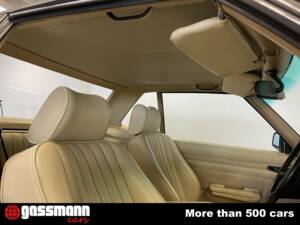 Afbeelding 15/15 van Mercedes-Benz 500 SL (1987)