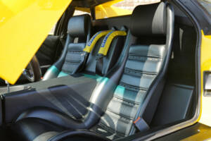Bild 30/50 von Lamborghini Diablo (1991)