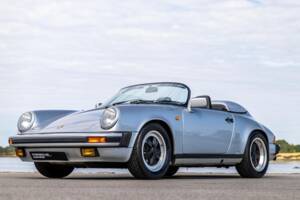 Image 22/132 of Porsche 911 Speedster 3.2 (1989)