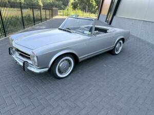 Image 5/36 of Mercedes-Benz 230 SL (1965)
