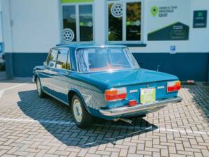 Image 4/10 of Lancia 2000 (1971)