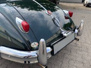 Image 23/82 of Jaguar XK 140 DHC (1956)