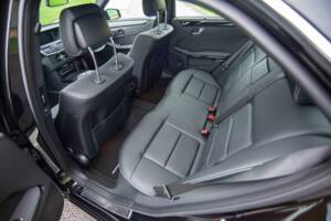 Bild 13/25 von Mercedes-Benz E 500 (2010)