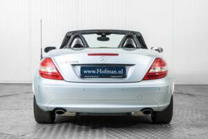 Immagine 13/50 di Mercedes-Benz SLK 200 Kompressor (2004)