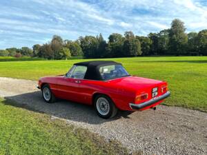 Imagen 22/50 de Alfa Romeo 1750 Spider (1971)