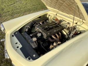 Image 17/33 of Alfa Romeo 2000 Spider (1960)