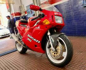 Image 4/18 of Ducati DUMMY (1990)