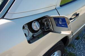 Image 22/34 of Mercedes-Benz 230 E (1992)