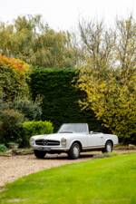 Image 26/50 of Mercedes-Benz 280 SL (1968)