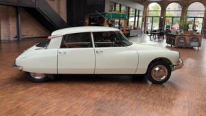 Immagine 9/43 di Citroën ID 19 (1958)