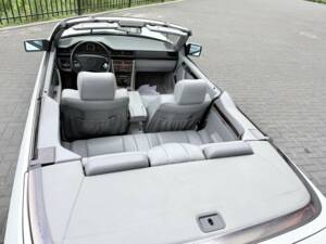 Imagen 19/41 de Mercedes-Benz E 320 (1995)