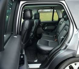 Image 30/50 of Land Rover Range Rover Vogue SDV8 (2019)