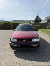 Imagen 2/18 de Volkswagen Golf III 1.6 (1996)