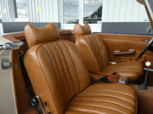 Imagen 14/25 de Mercedes-Benz 280 SL (1969)