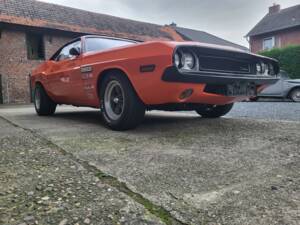 Image 17/46 de Dodge Challenger R&#x2F;T 440 Six-Pack (1970)