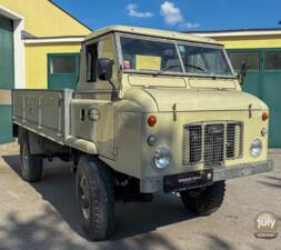 Image 2/10 of Land Rover Forward Control (1968)