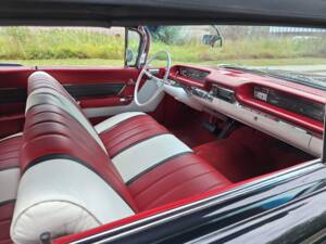 Afbeelding 51/66 van Oldsmobile Super 88 (1959)