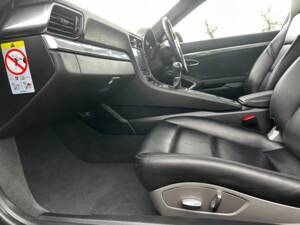 Image 33/42 of Porsche 911 Carrera S (2018)