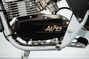 Immagine 26/50 di Aspes DUMMY (1977)