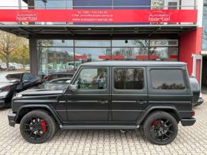 Image 1/36 de Mercedes-Benz G 63 AMG (LWB) (2017)