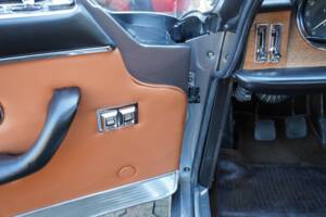 Image 42/50 de Ferrari 330 GT 2+2 (1965)