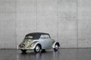 Bild 31/50 von Volkswagen Käfer 1200 Cabriolet (1957)