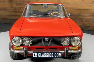 Image 19/19 of Alfa Romeo Giulia 1600 GT Junior (1975)