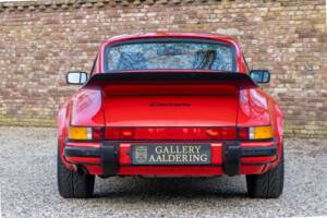 Bild 33/50 von Porsche 911 Carrera 3.2 (1988)