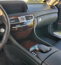 Afbeelding 16/49 van Mercedes-Benz CL 63 AMG (2007)