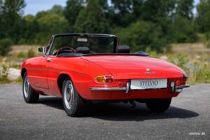 Image 10/44 of Alfa Romeo 1750 Spider Veloce (1969)
