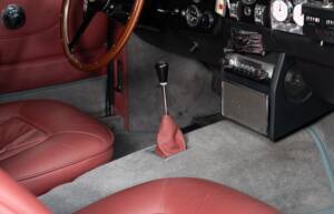 Bild 24/36 von Aston Martin DB 6 Vantage (1966)