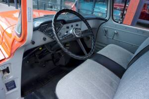 Image 14/29 of Chevrolet 3100 ½-ton (1956)