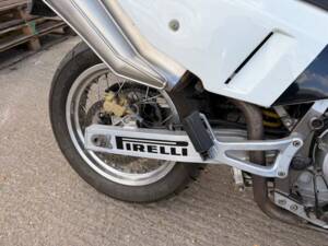 Image 22/40 of Cagiva DUMMY (1994)