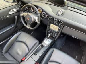 Image 19/57 de Porsche 911 Targa 4S (2010)