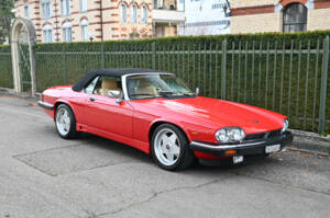 Image 29/45 of Jaguar XJ-S Convertible (1990)